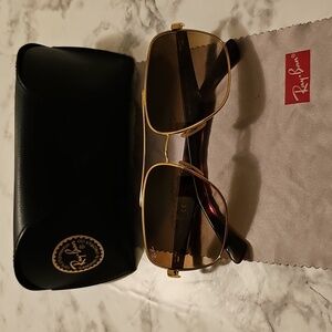 Ray-Ban Gold Aviator Sunglasses..RB 3483. 001/51.  60 16 2N, With Case/Cloth